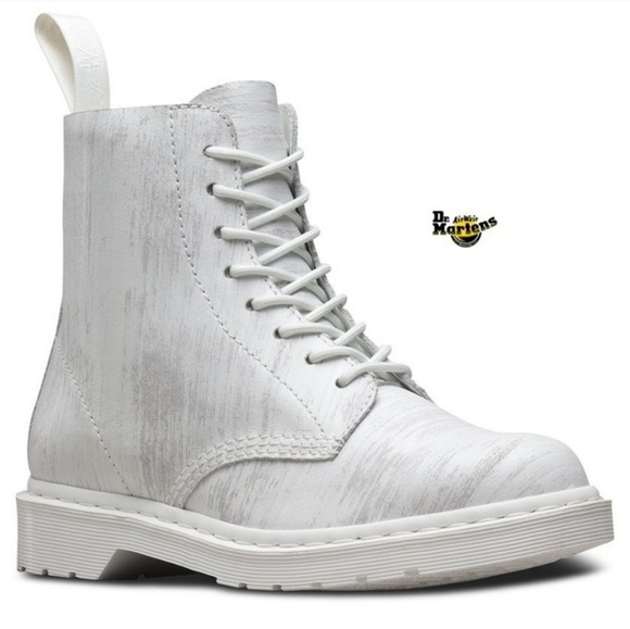 Dr. Martens Shoes - Rare 🗯 Dr. Martens Pascal Boots